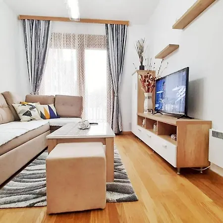 Apartment Nirvana 02 *