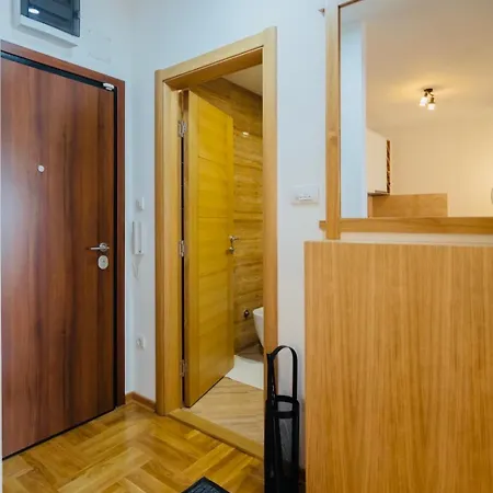 Apartment Nirvana 02 *